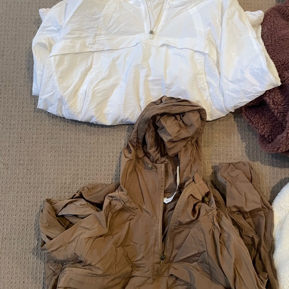 Lululemon Bundle! - Picture 2 of 7